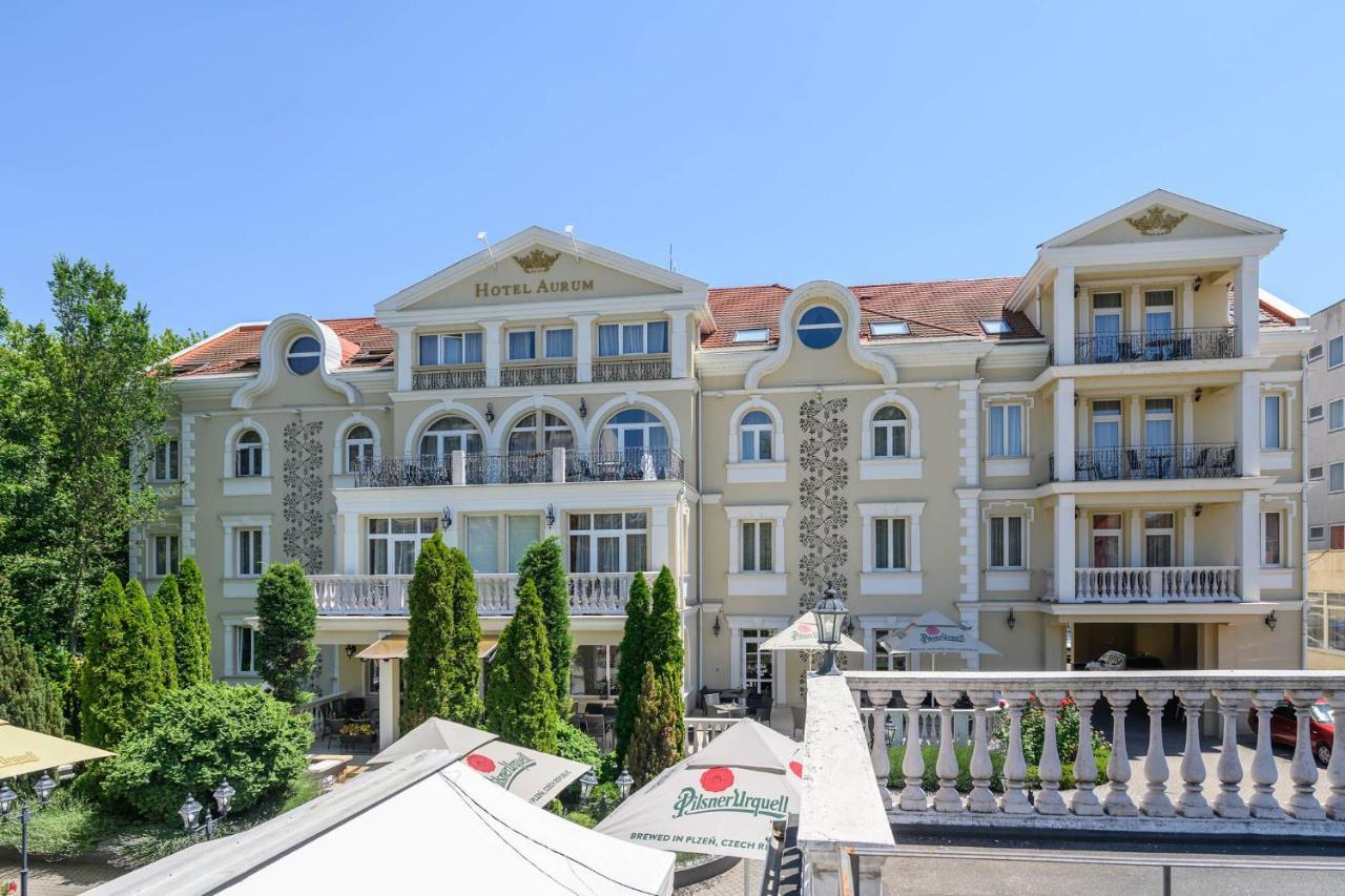 Hotel Aurum ไฮจ์ดุสโซบอสโล ภายนอก รูปภาพ